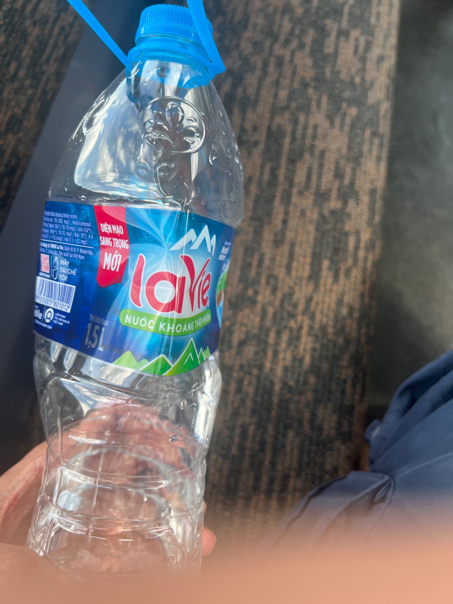1400m of pressure weigh on this bottle