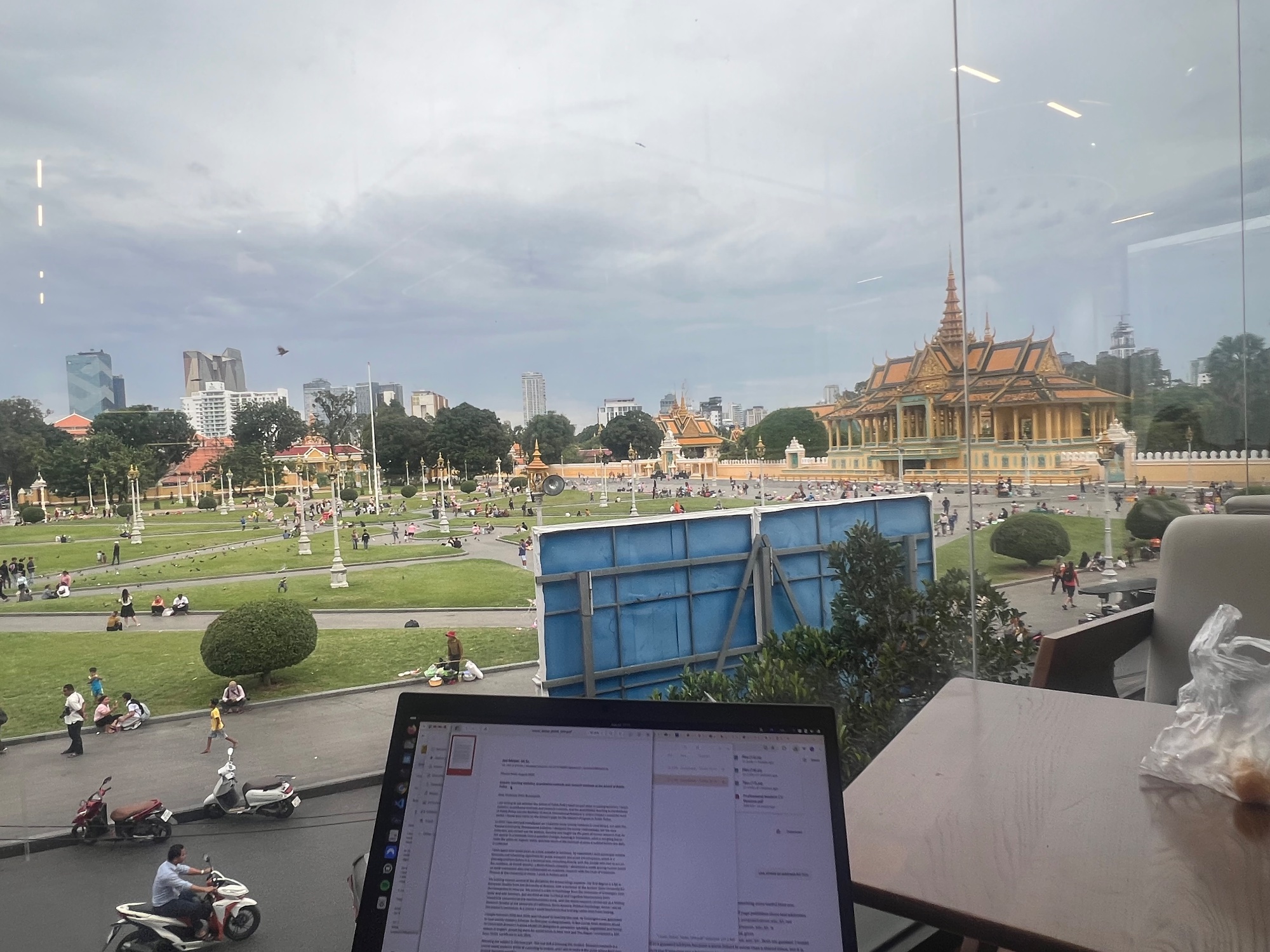 Phnom Penh Pictures II
