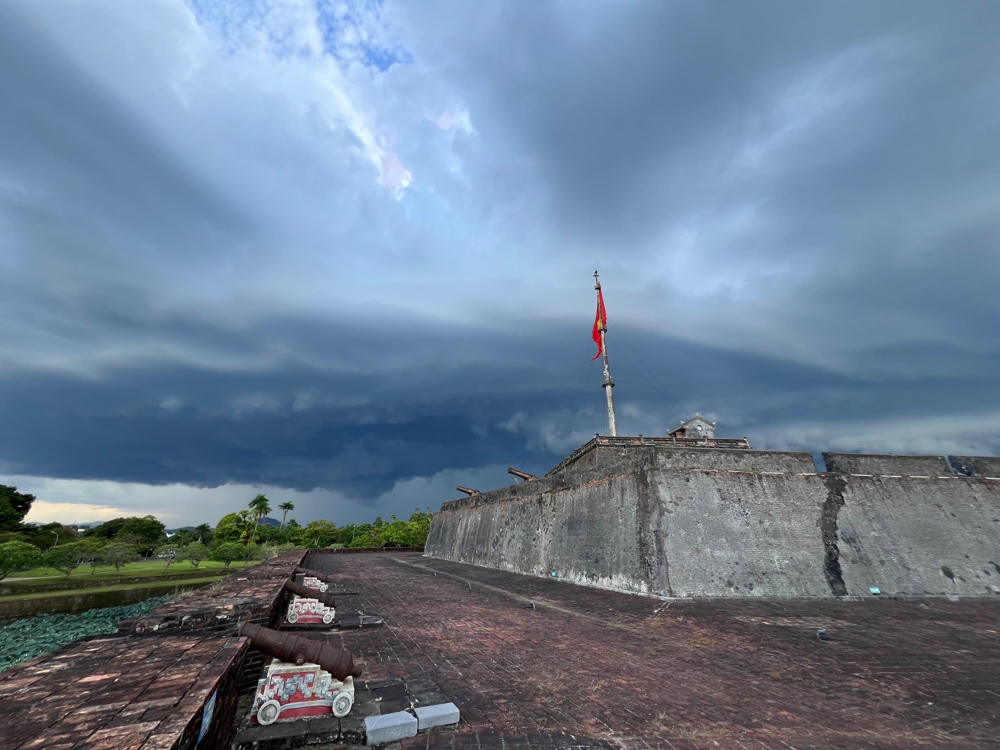 Huế