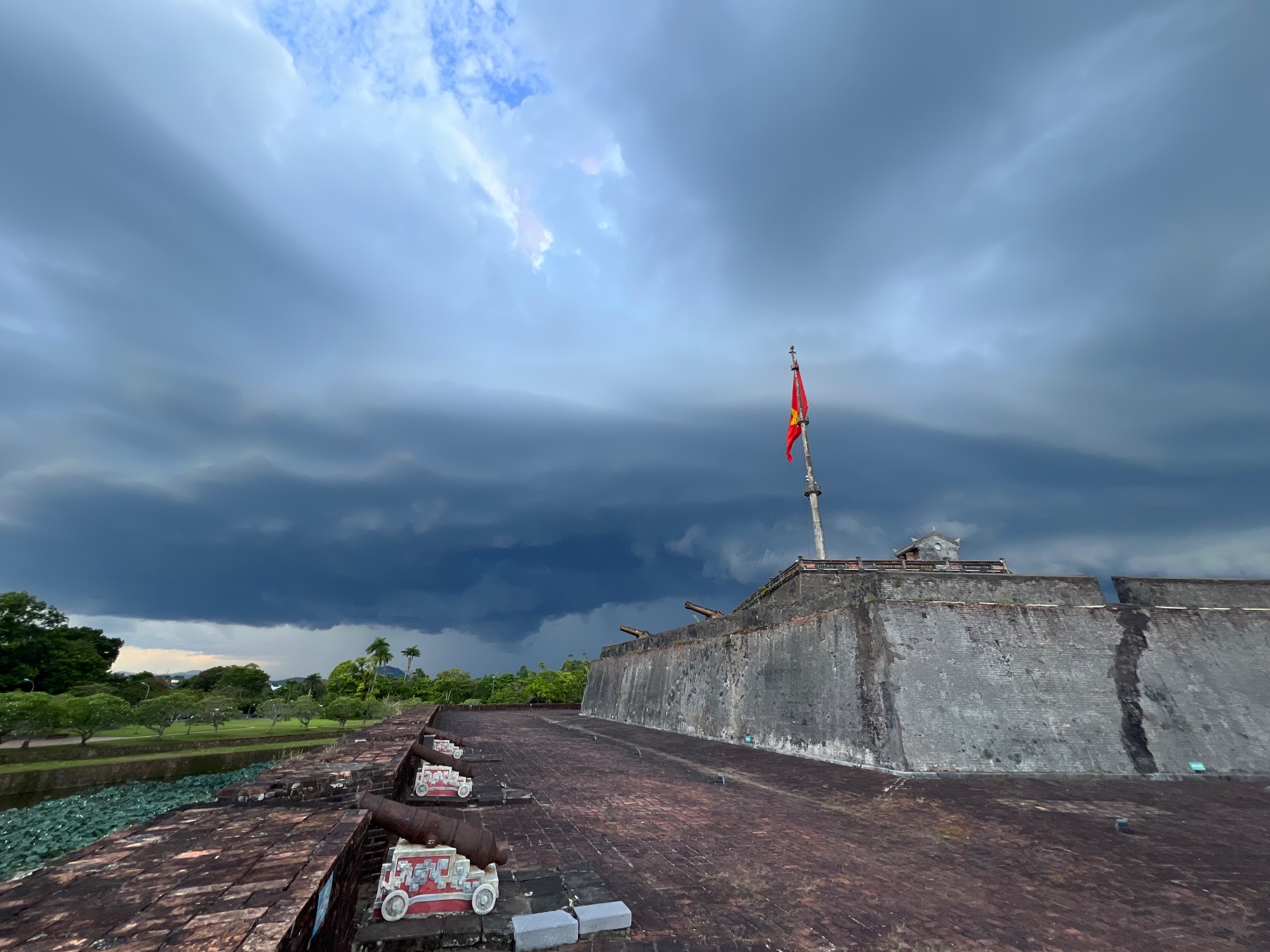 Huế