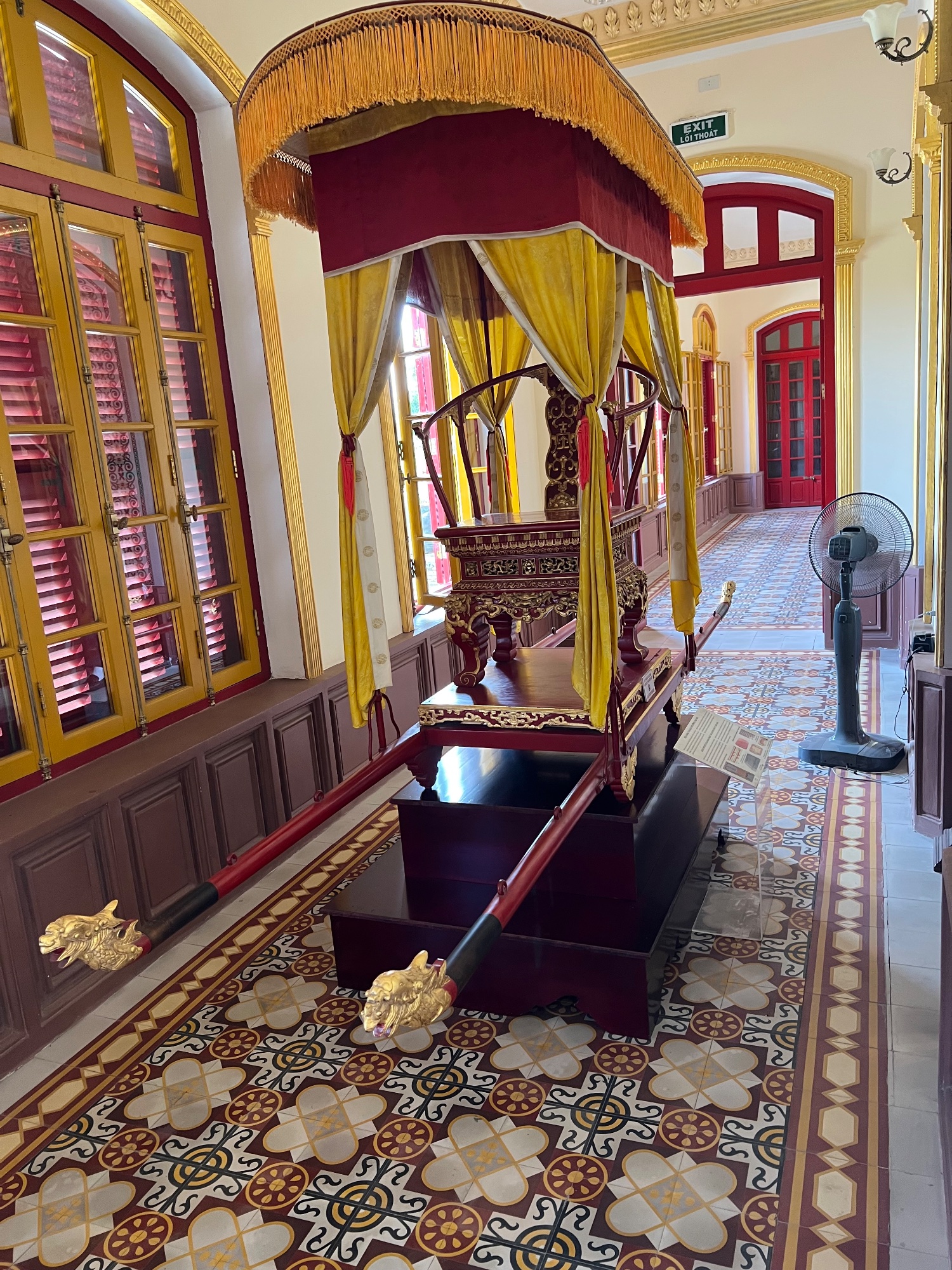 Huế