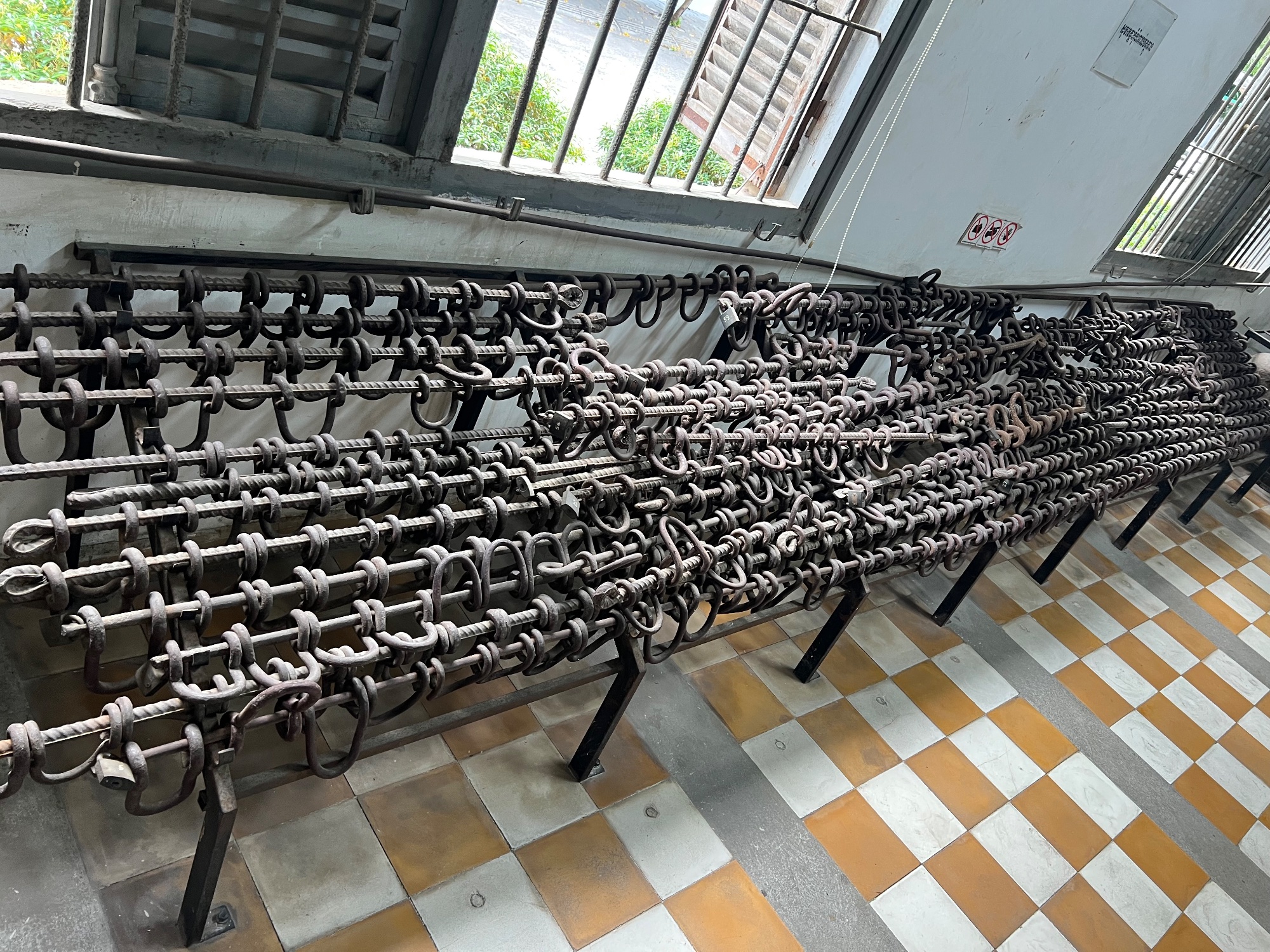 Shackles to keep several people on one bar.