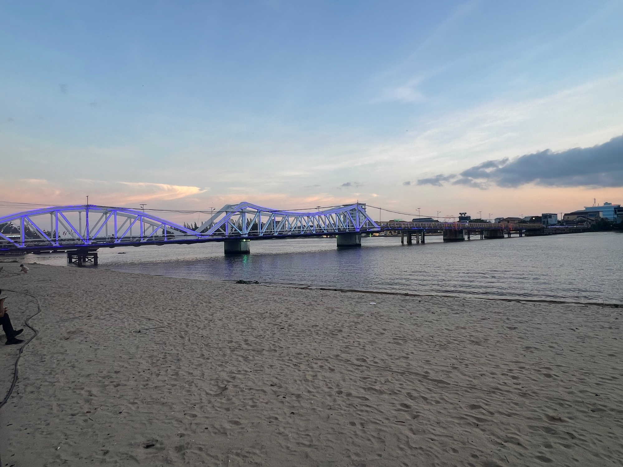 The trademark bridge of Kampot. Randomly assembled from different building phases. Closed for cars though.